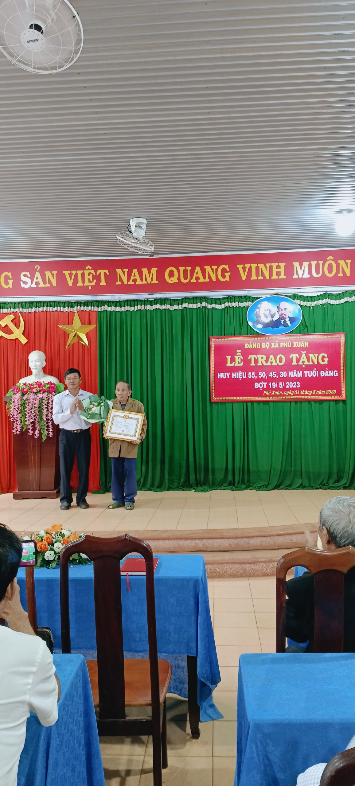 chu khuong tang hoa 2